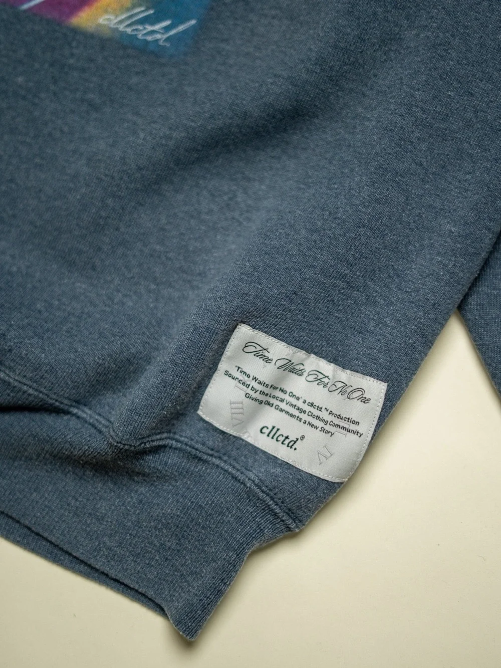 Vintage 90s Crewneck Steel Blue Hanes Sunfaded Boxy Fit Surrealism Graphic